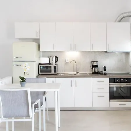 Family Maisonette With Pool #2 Néa Fókaia