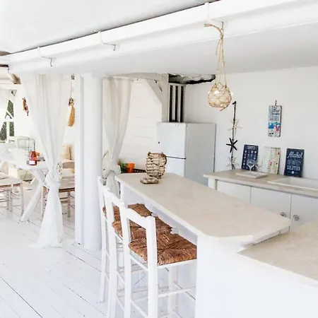 Family Maisonette With Pool #2 Néa Fókaia