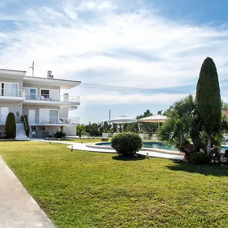 Family Maisonette With Pool #2
