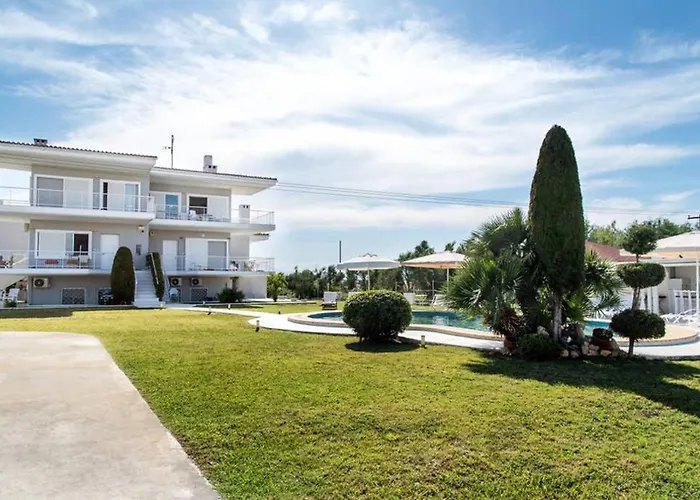 Family Maisonette With Pool #2