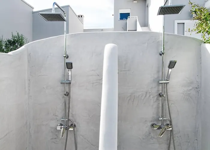 Family Maisonette With Pool #2 Appartamento *